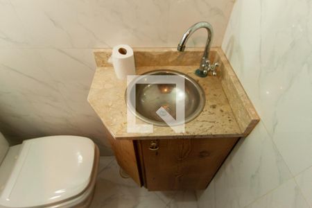 Casa à venda com 153m², 3 quartos e 2 vagasLavabo