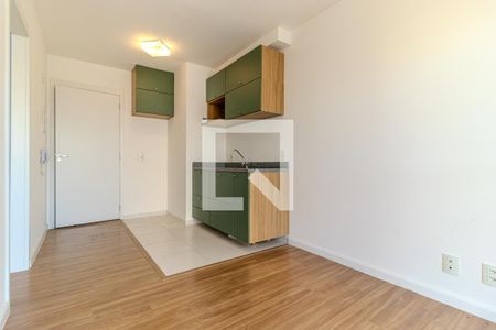 Sala de kitnet/studio para alugar com 1 quarto, 28m² em República, São Paulo