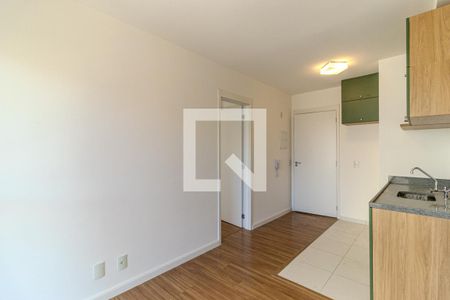 Sala de kitnet/studio para alugar com 1 quarto, 28m² em República, São Paulo
