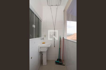 Casa para alugar com 125m², 2 quartos e 1 vagaÁrea de Serviço