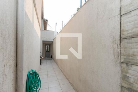 Casa à venda com 220m², 4 quartos e 1 vaga Casa à venda com 220m², 4 quartos e 1 vagaCorredor Lateral