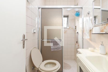 Casa à venda com 220m², 4 quartos e 1 vaga Casa à venda com 220m², 4 quartos e 1 vagaBanheiro da Suíte