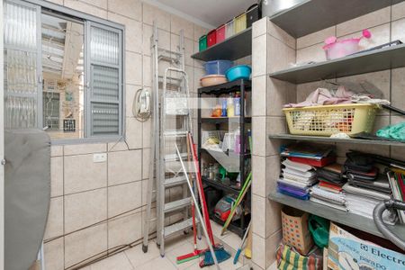 Casa à venda com 220m², 4 quartos e 1 vaga Casa à venda com 220m², 4 quartos e 1 vagaQuarto de Serviço