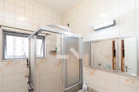 Casa à venda com 220m², 4 quartos e 1 vaga Casa à venda com 220m², 4 quartos e 1 vagaBanheiro