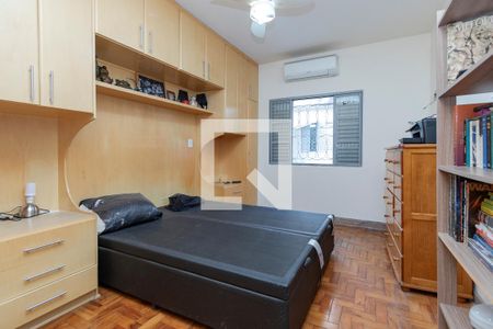 Casa à venda com 220m², 4 quartos e 1 vaga Casa à venda com 220m², 4 quartos e 1 vagaQuarto 2