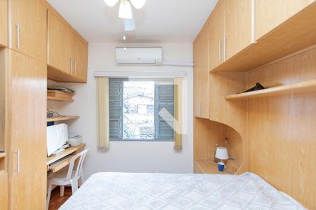 Casa à venda com 220m², 4 quartos e 1 vaga Casa à venda com 220m², 4 quartos e 1 vagaSuíte