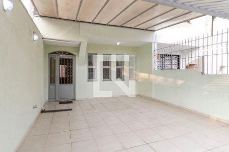 Casa à venda com 220m², 4 quartos e 1 vaga Casa à venda com 220m², 4 quartos e 1 vagaGaragem