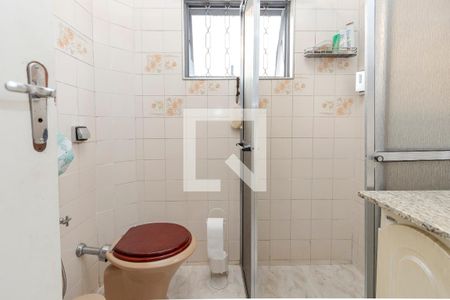 Casa à venda com 220m², 4 quartos e 1 vaga Casa à venda com 220m², 4 quartos e 1 vagaBanheiro