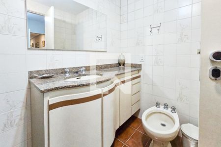 Apartamento para alugar com 119m², 3 quartos e 4 vagasBanheiro da Suíte 