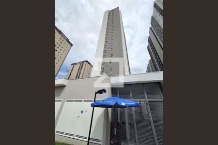 Fachada de apartamento para alugar com 2 quartos, 37m² em Belenzinho, São Paulo