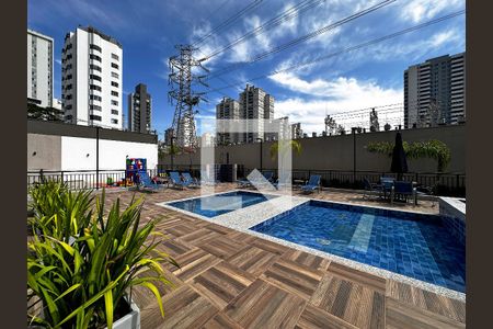 Apartamento à venda com 31m², 1 quarto e sem vagaPiscina