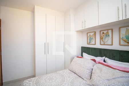 Quarto 1 de apartamento para alugar com 2 quartos, 50m² em Vila Nivi, São Paulo