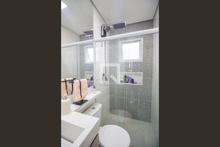Banheiro de apartamento para alugar com 2 quartos, 50m² em Vila Nivi, São Paulo