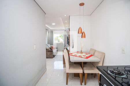 Cozinha de apartamento para alugar com 2 quartos, 50m² em Vila Nivi, São Paulo