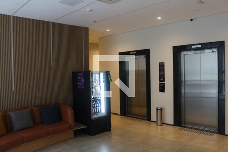Studio à venda com 19m², 1 quarto e sem vagaHall social