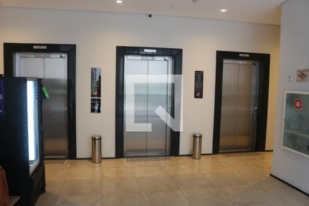 Studio à venda com 19m², 1 quarto e sem vagaHall social
