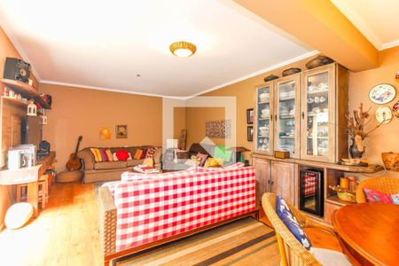 Casa à venda com 200m², 4 quartos e 2 vagasÁrea comum