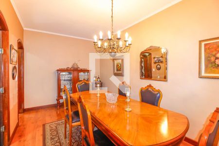 Casa à venda com 200m², 4 quartos e 2 vagasSala de Jantar