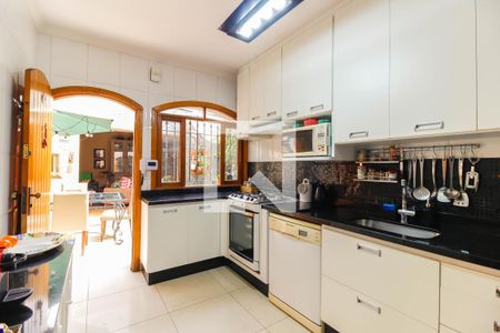 Casa à venda com 200m², 4 quartos e 2 vagasCozinha