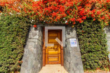 Casa à venda com 200m², 4 quartos e 2 vagasFachada da Casa