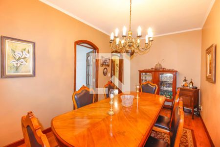 Casa à venda com 200m², 4 quartos e 2 vagasSala de Jantar