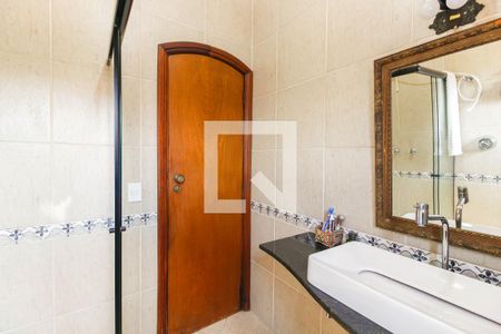 Casa à venda com 200m², 4 quartos e 2 vagasBanheiro Social