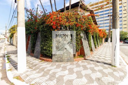 Casa à venda com 200m², 4 quartos e 2 vagasFachada da Casa