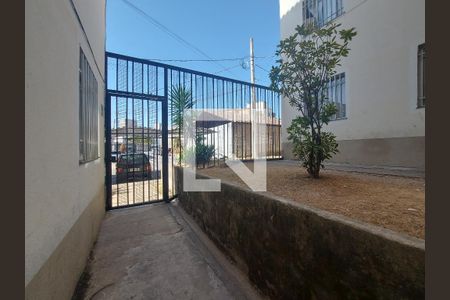 Apartamento à venda com 64m², 2 quartos e 1 vagaEntrada do bloco 