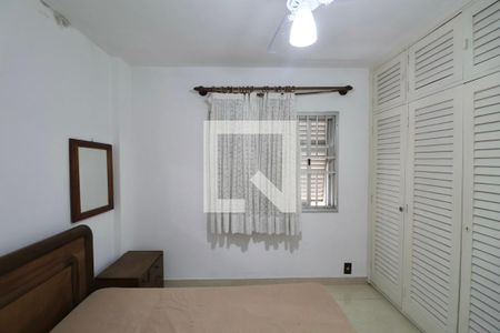 Apartamento para alugar com 130m², 4 quartos e 1 vaga Apartamento para alugar com 130m², 4 quartos e 1 vagaQuarto