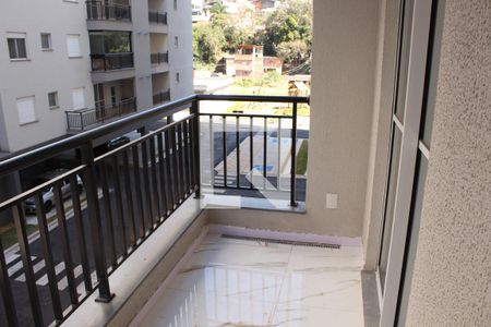 Sacada de apartamento para alugar com 2 quartos, 57m² em Jardim Rebelato, Cotia
