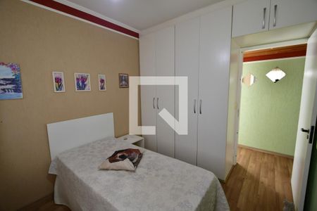 Apartamento à venda com 76m², 2 quartos e 1 vagaQuarto 2