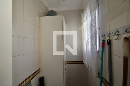 Apartamento à venda com 76m², 2 quartos e 1 vagaBanheiro de Serviço - Armário