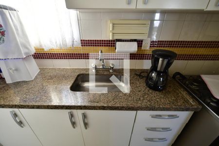 Apartamento à venda com 76m², 2 quartos e 1 vagaCozinha