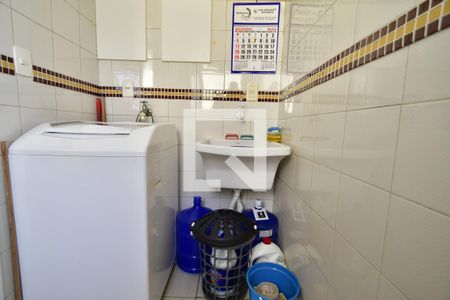 Apartamento à venda com 76m², 2 quartos e 1 vagaÁrea de Serviço