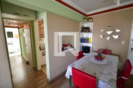 Apartamento à venda com 76m², 2 quartos e 1 vagaSala