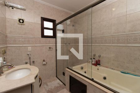 Casa à venda com 440m², 3 quartos e 3 vagas Casa à venda com 440m², 3 quartos e 3 vagasBanheiro Social