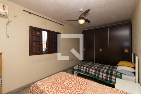 Casa à venda com 440m², 3 quartos e 3 vagas Casa à venda com 440m², 3 quartos e 3 vagasQuarto 2