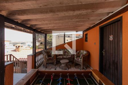 Casa à venda com 440m², 3 quartos e 3 vagas Casa à venda com 440m², 3 quartos e 3 vagasÁrea externa