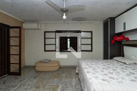 Casa à venda com 440m², 3 quartos e 3 vagas Casa à venda com 440m², 3 quartos e 3 vagasQuarto Suíte 1