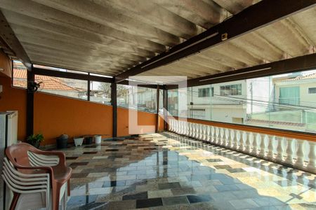 Casa à venda com 440m², 3 quartos e 3 vagas Casa à venda com 440m², 3 quartos e 3 vagasÁrea externa