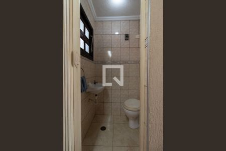 Casa à venda com 440m², 3 quartos e 3 vagas Casa à venda com 440m², 3 quartos e 3 vagasBanheiro Área externa