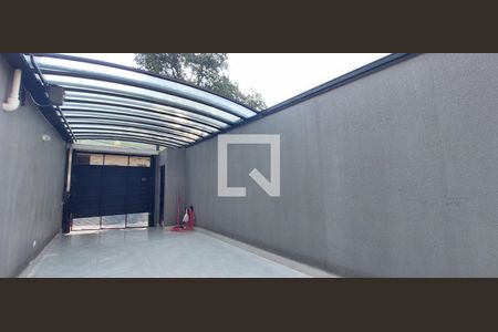 Casa à venda com 147m², 2 quartos e 2 vagas Casa à venda com 147m², 2 quartos e 2 vagasGaragem