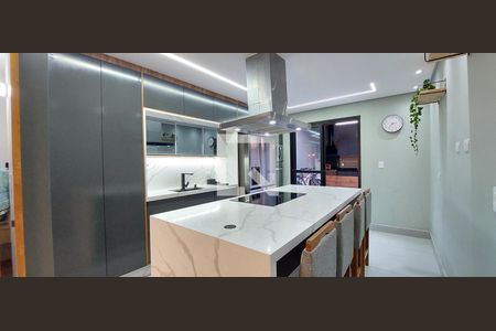 Casa à venda com 147m², 2 quartos e 2 vagas Casa à venda com 147m², 2 quartos e 2 vagasCozinha