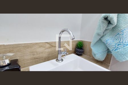 Casa à venda com 147m², 2 quartos e 2 vagas Casa à venda com 147m², 2 quartos e 2 vagasLavabo