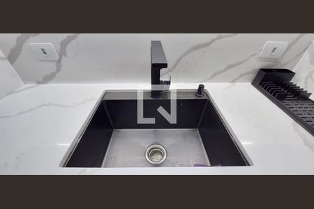 Casa à venda com 147m², 2 quartos e 2 vagas Casa à venda com 147m², 2 quartos e 2 vagasCozinha