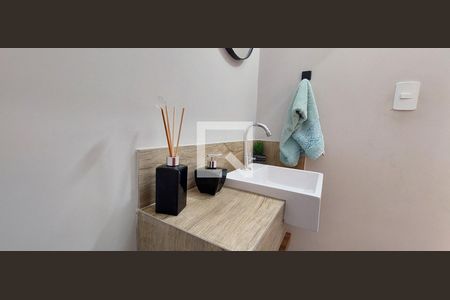 Casa à venda com 147m², 2 quartos e 2 vagas Casa à venda com 147m², 2 quartos e 2 vagasLavabo