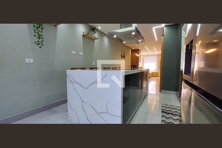 Casa à venda com 147m², 2 quartos e 2 vagas Casa à venda com 147m², 2 quartos e 2 vagasCozinha