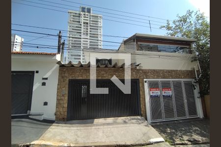 Casa à venda com 290m², 3 quartos e 2 vagas Casa à venda com 290m², 3 quartos e 2 vagasFachada