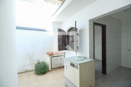 Casa à venda com 290m², 3 quartos e 2 vagas Casa à venda com 290m², 3 quartos e 2 vagasVaranda da Cozinha