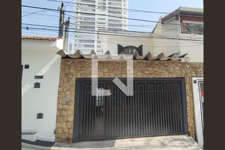 Casa à venda com 290m², 3 quartos e 2 vagas Casa à venda com 290m², 3 quartos e 2 vagasFachada